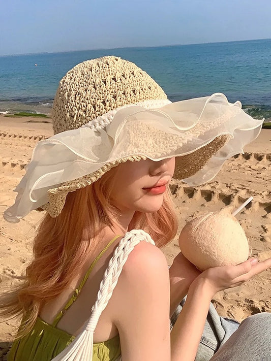 Lace-Trimmed Straw Sun Hat – INS-Style Summer Beach Hat with Ribbon Tie